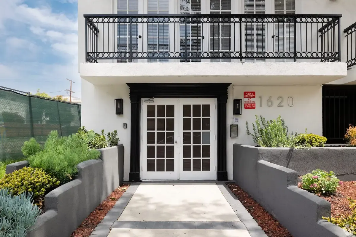 1620 South Bentley , undefined, 1620 S Bentley Ave, Los Angeles, CA 90025, USA, Photo:3