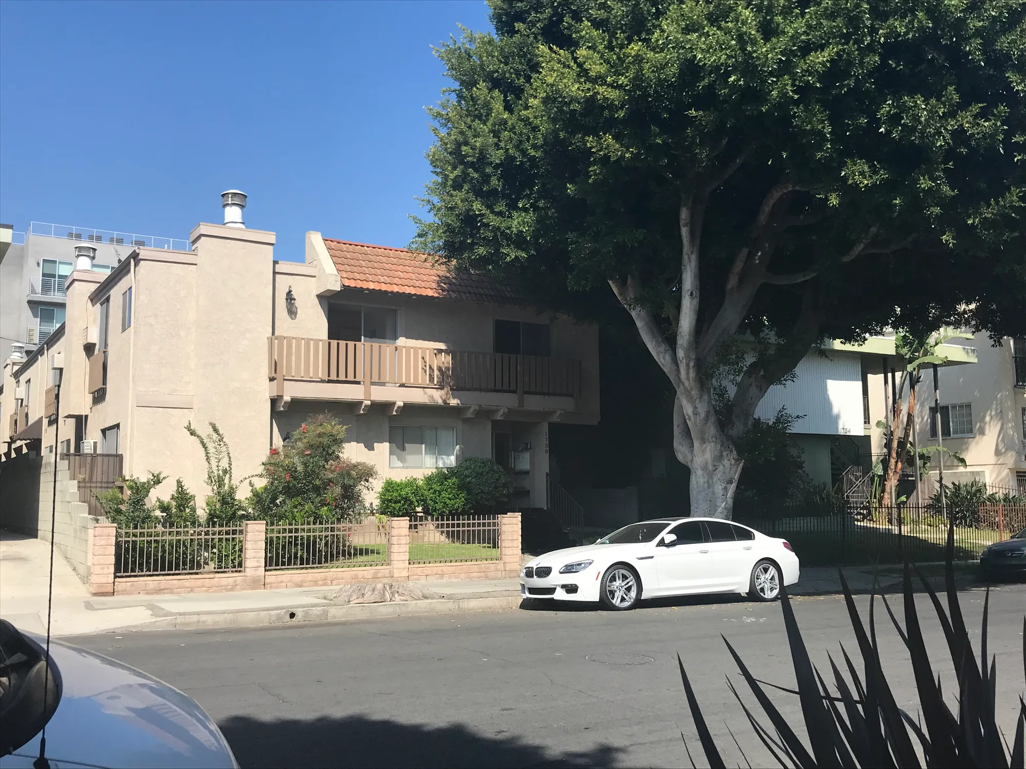 1730 Barry Ave. unit 1 - Student Housing near UCLA