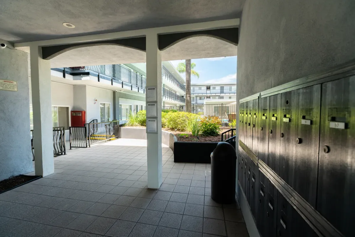 18411 Vincennes St., undefined, 18411 Vincennes St, Northridge, CA 91325, USA, Photo:2