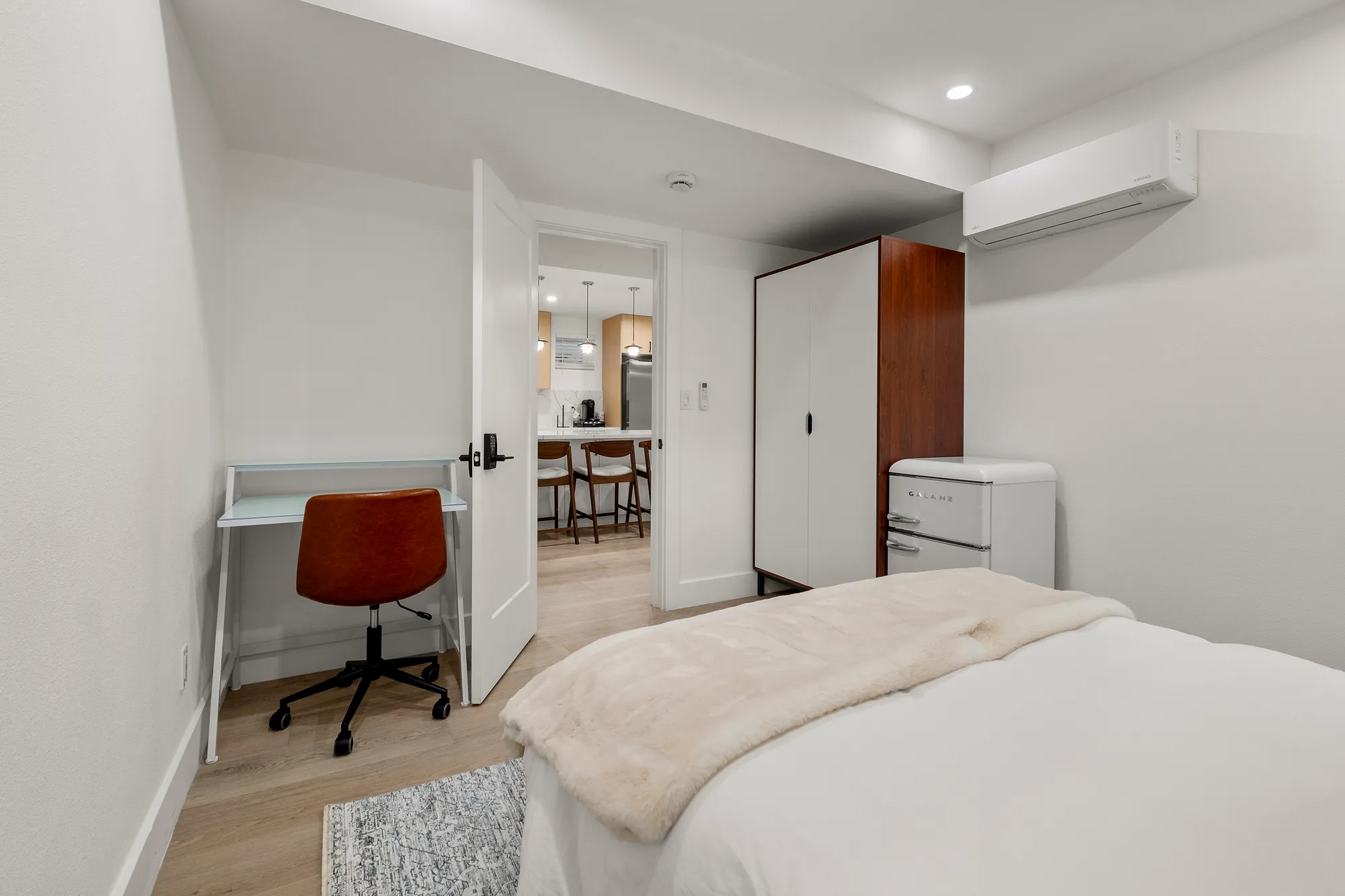 College Apartments (2710), undefined, 2710 College Ave, Berkeley, CA 94705, USA, Photo:3
