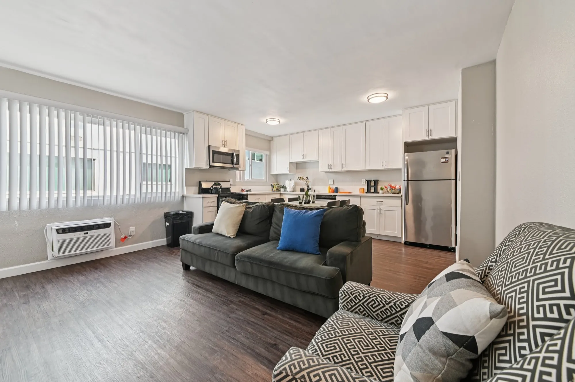 The Hive On Ellendale USC Student Housing, undefined, 2652 Ellendale Pl, Los Angeles, CA 90007, USA, Photo:1