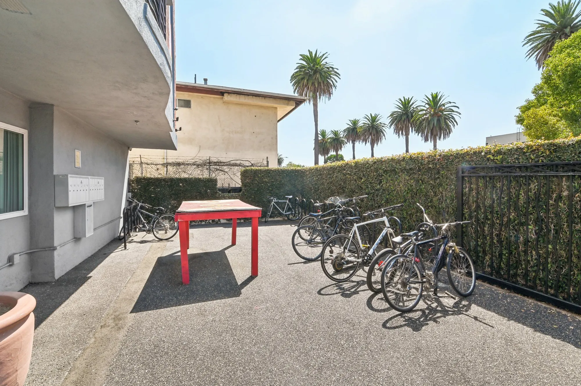 The Hive On Ellendale USC Student Housing, undefined, 2652 Ellendale Pl, Los Angeles, CA 90007, USA, Photo:17