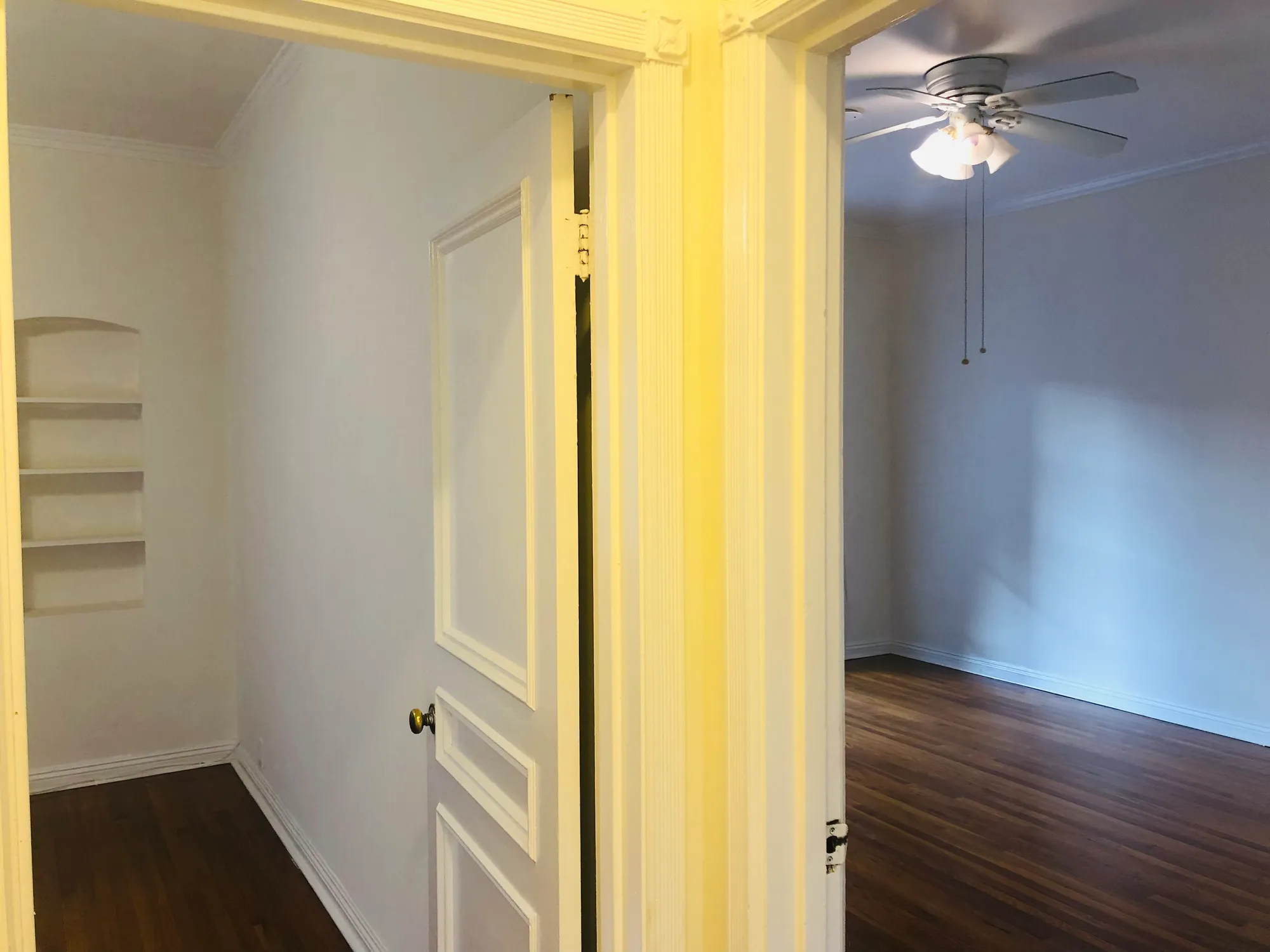 Lindbrook Apartments - Student Housing near UCLA