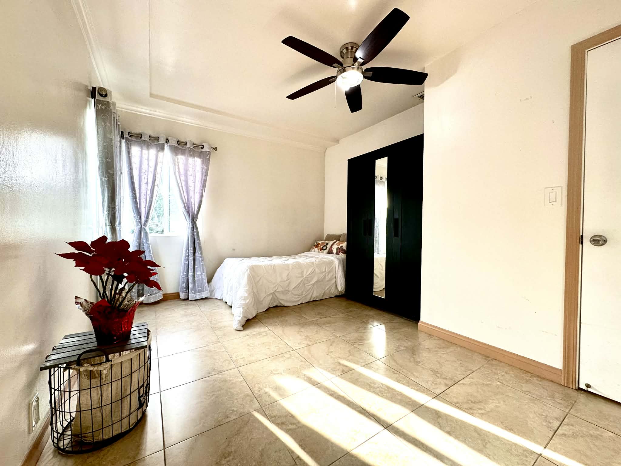 Hai's room for rent, undefined, 11301 Graham Pl, Los Angeles, CA 90064, USA, Photo:4