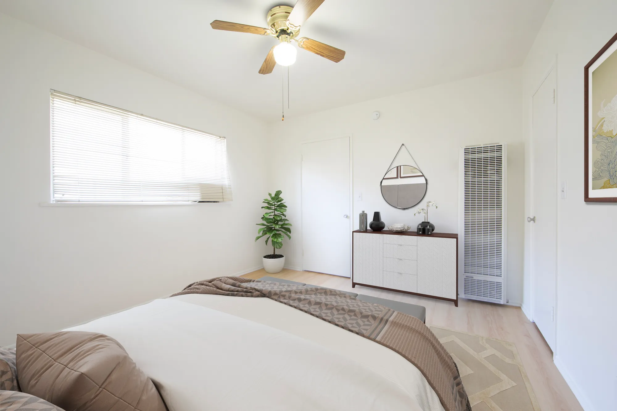 Levering Arms Apartments, UCLA, 669 Levering Ave, Los Angeles, CA 90024, Photo 5