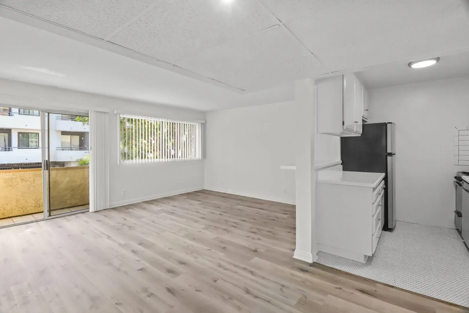 Midvale South Apartments, undefined, 1394 Midvale Avenue Los Angeles, CA 90024, Photo:2