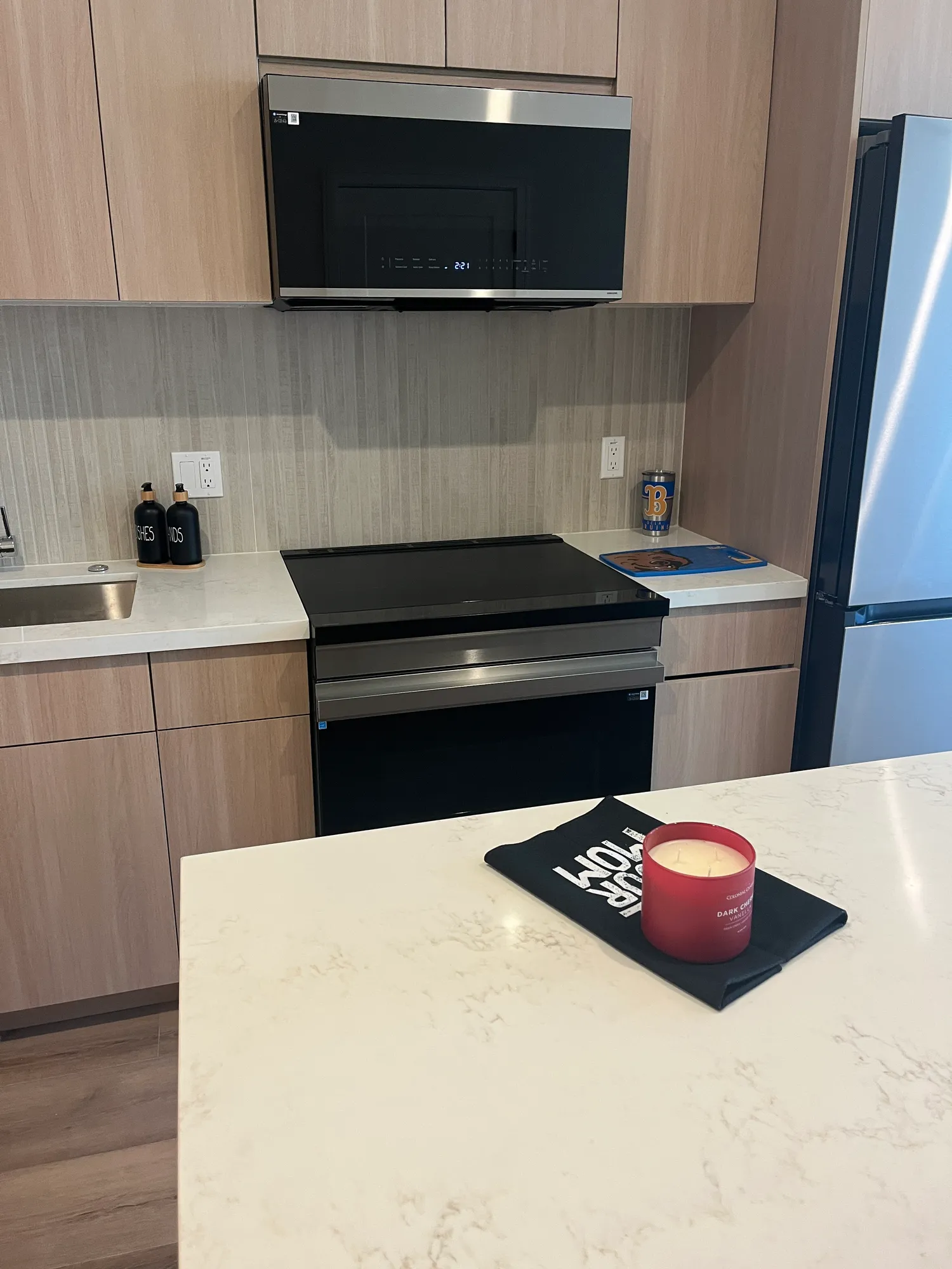 The Hive Glenrock, undefined, 535 Glenrock Ave, Los Angeles, CA 90024, USA, Photo:4