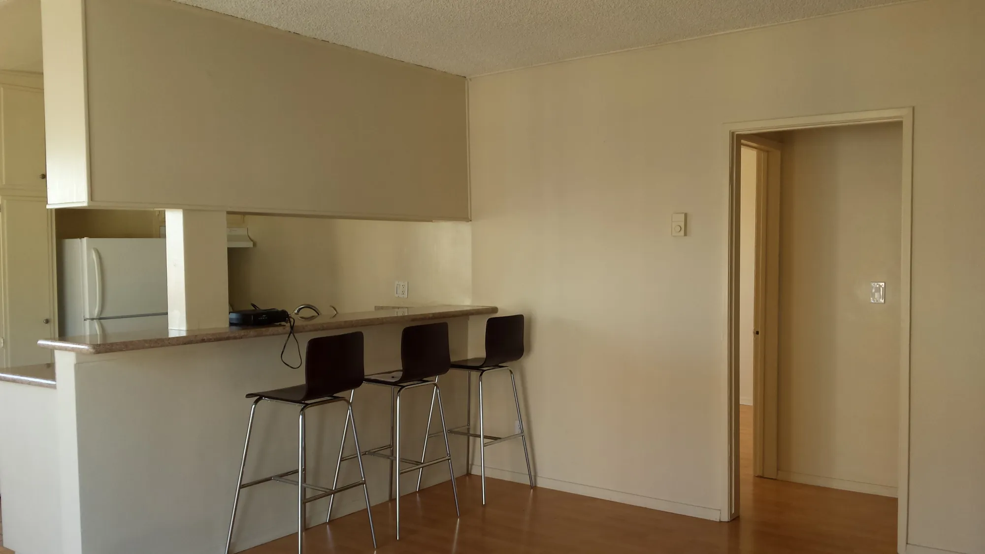 Westhill Apartments, UCLA, 519 Glenrock Ave, Photo 5
