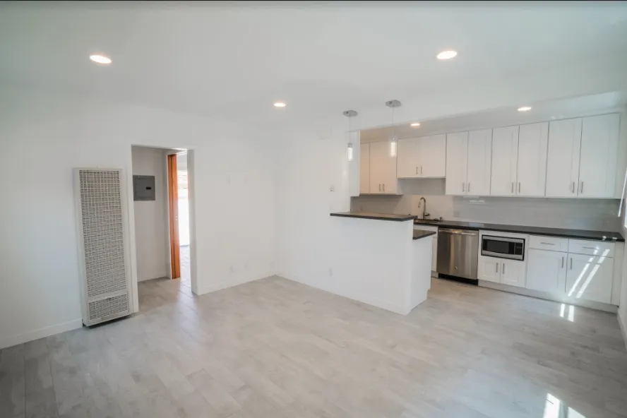 1329 19th St. - Student Housing near UCLA