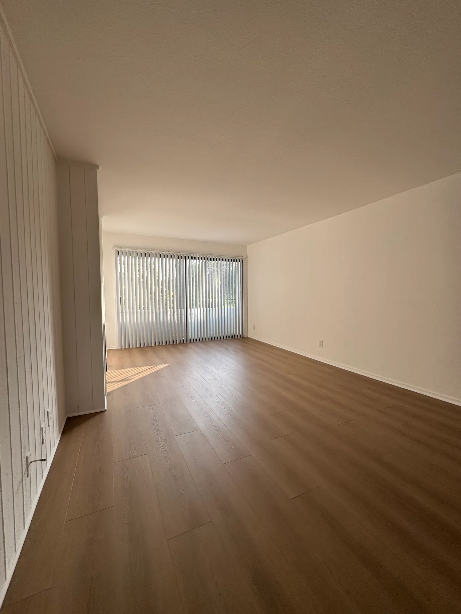 Rochester , undefined, 10990 Rochester Ave, Los Angeles, CA 90024, USA, Photo:2