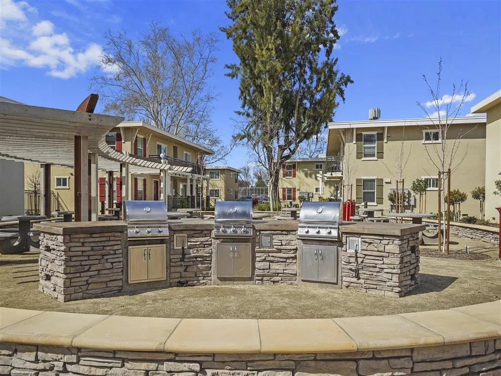 1420F, undefined, 1420 F St, Davis, CA 95616, USA, Photo:11