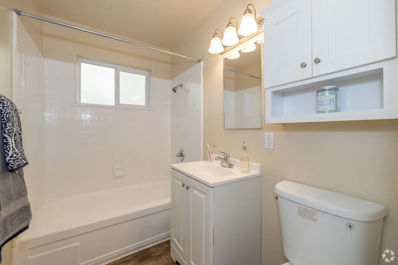 1420F, undefined, 1420 F St, Davis, CA 95616, USA, Photo:4