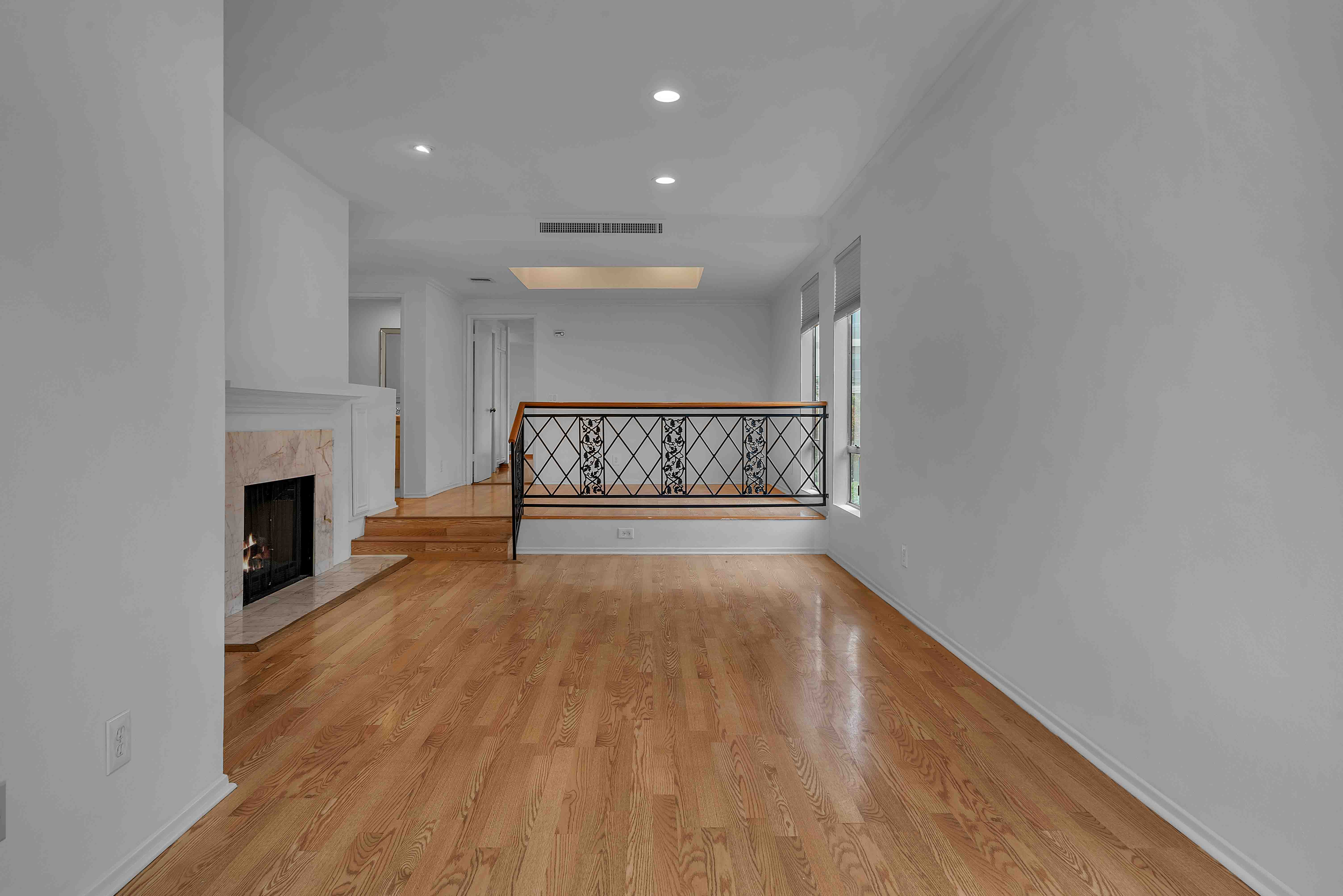 1655 Selby Ave, Unit 101, undefined, 1655 Selby Ave APT 101, Los Angeles, CA 90024, USA, Photo:2