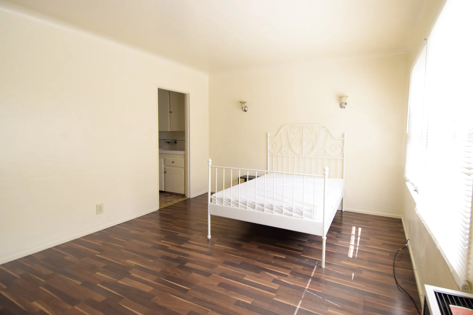 807 - 813 W 30th St., undefined, 807 W 30th St, Los Angeles, CA 90007, USA, Photo:5