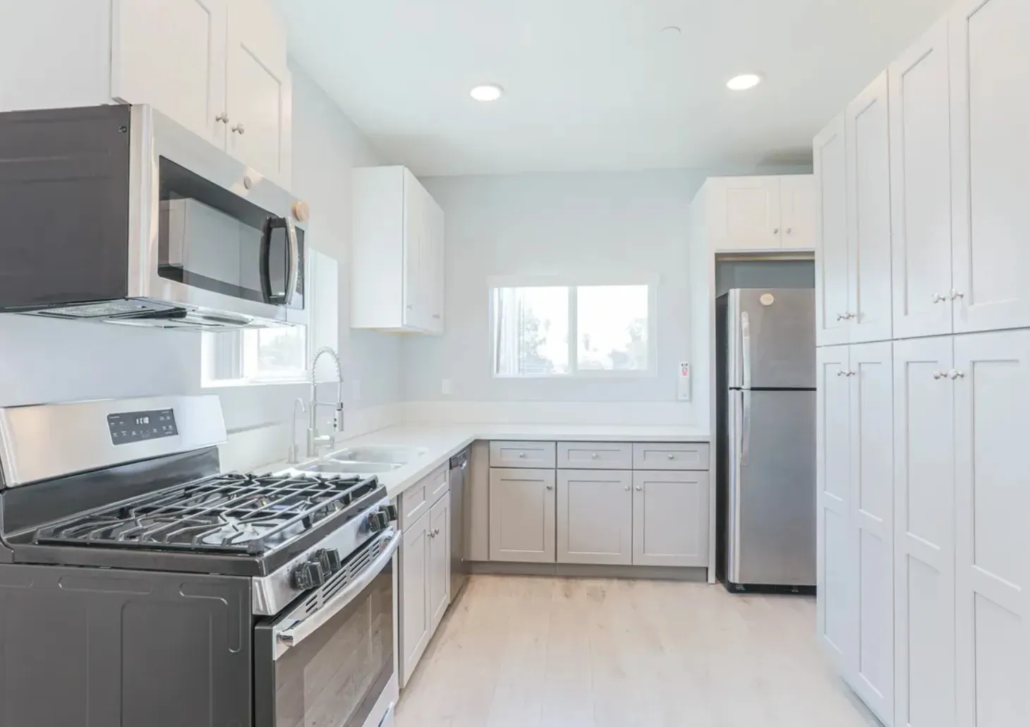 Troy house USC, undefined, 1231 W 36th Pl, Los Angeles, CA 90007, USA, Photo:2
