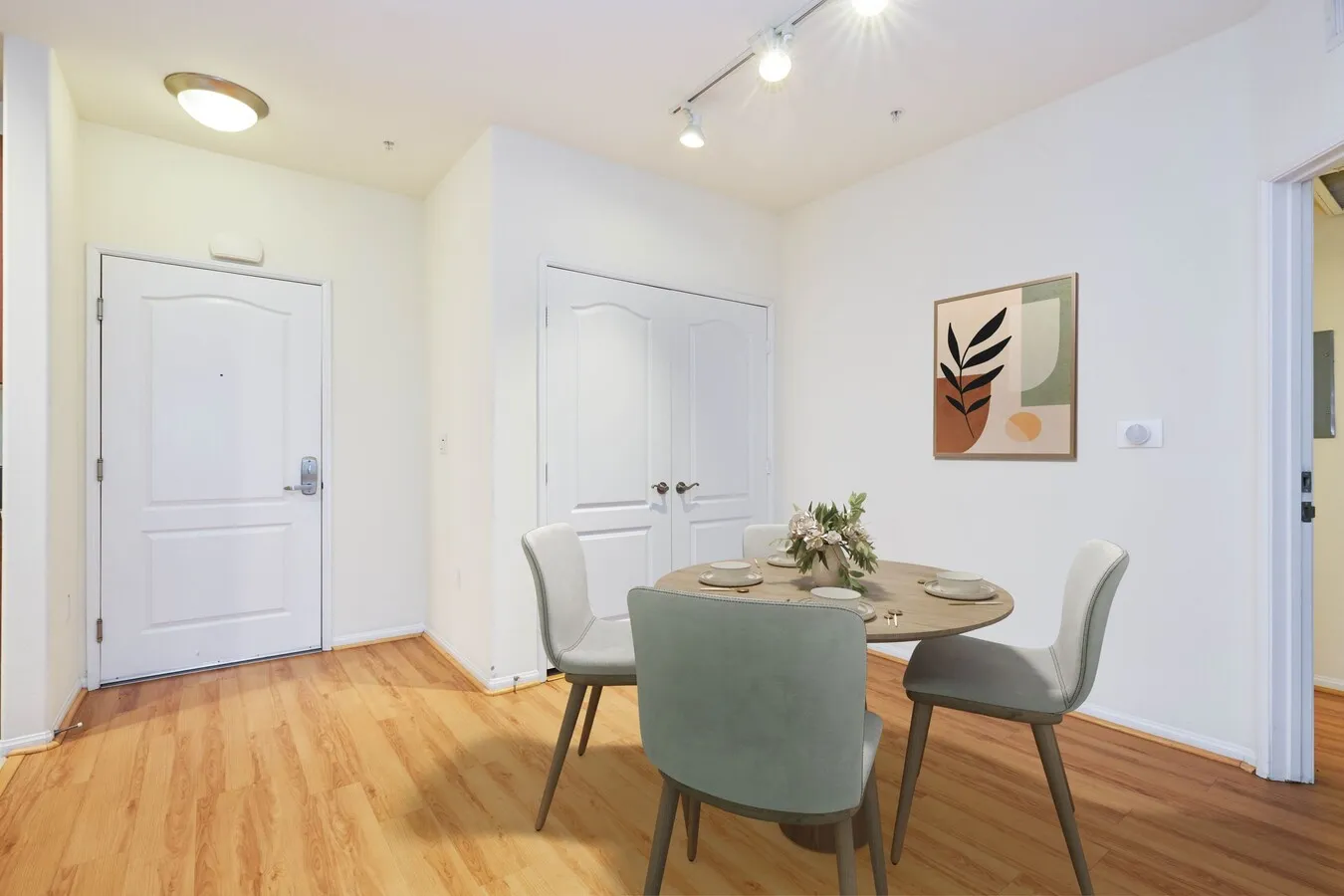 325WAdams, undefined, 325 W Adams Blvd, Los Angeles, CA 90007, USA, Photo:14