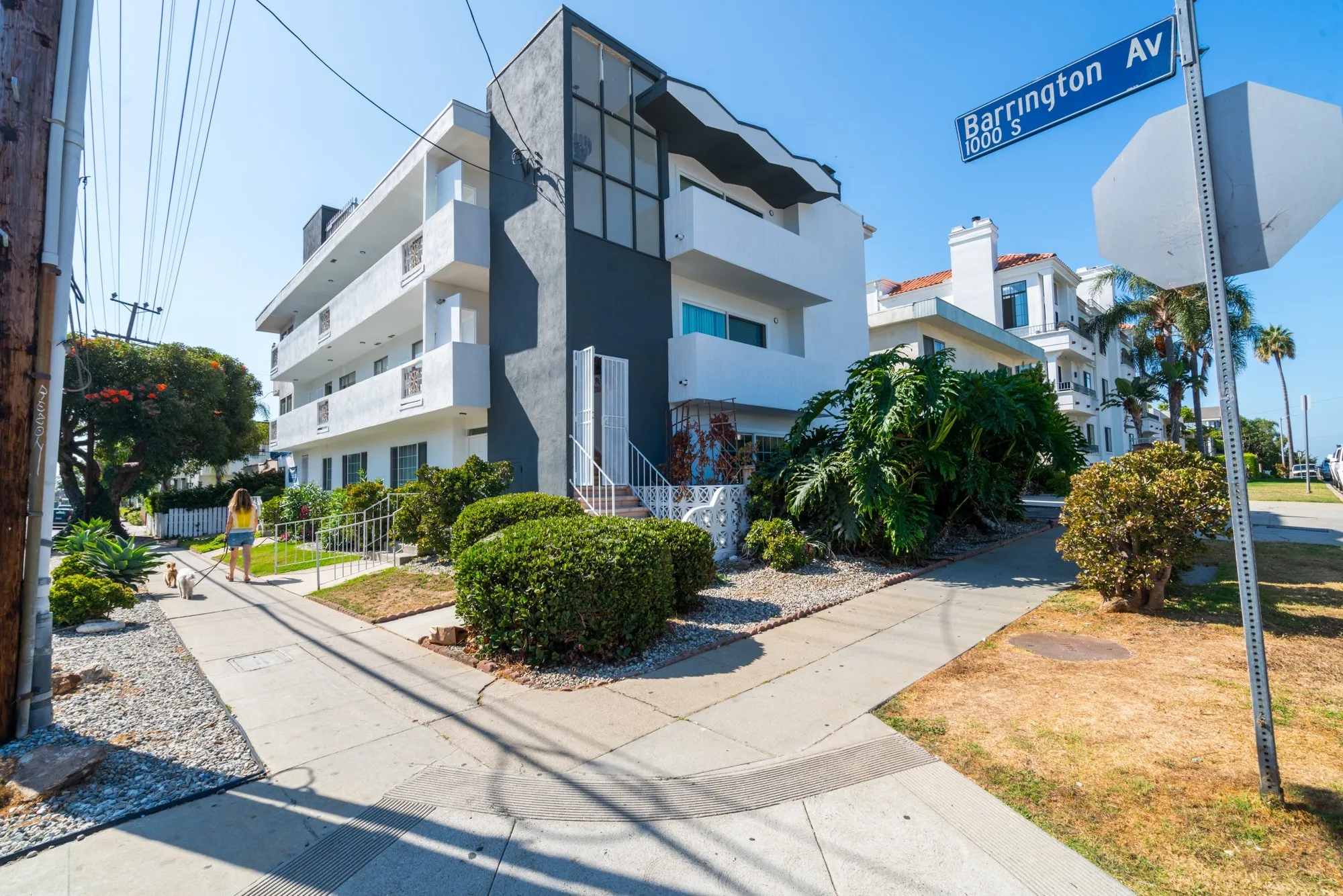 1005 Barrington - Student Housing near UCLA