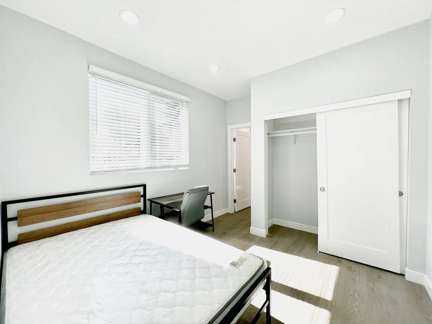 South Budlong, undefined, 2641 S Budlong Ave - 2641 S Budlong Ave, Los Angeles, CA 90007, Photo:1