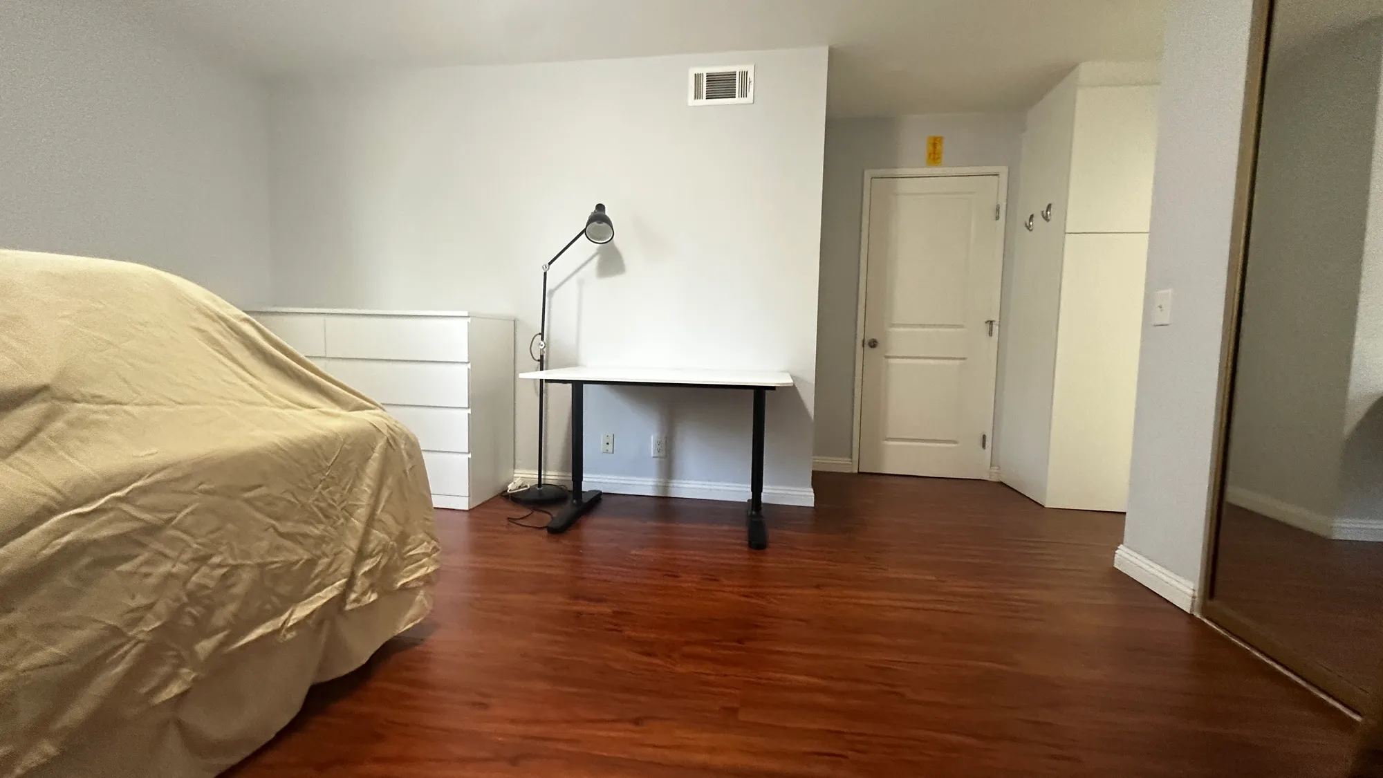 Wilshire Selby Tower, undefined, 10747 Wilshire Blvd APT 506, Los Angeles, CA 90024, USA, Photo:3