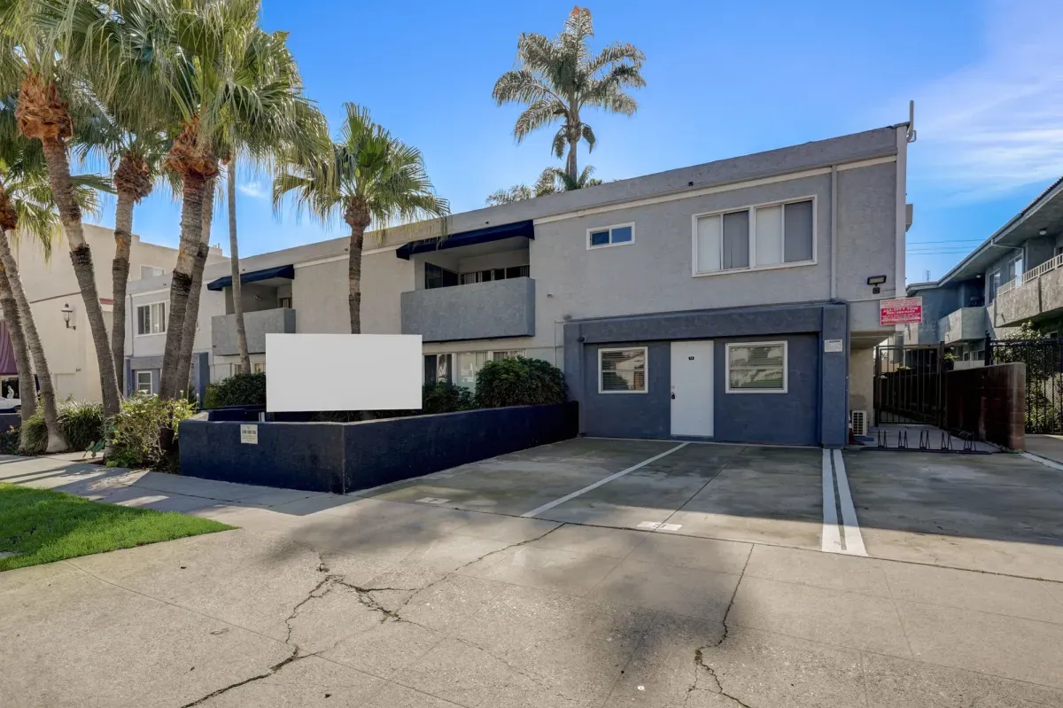 3537 Clarington Ave, undefined, 3537 Clarington Ave, Los Angeles, CA 90034, USA, Photo:2