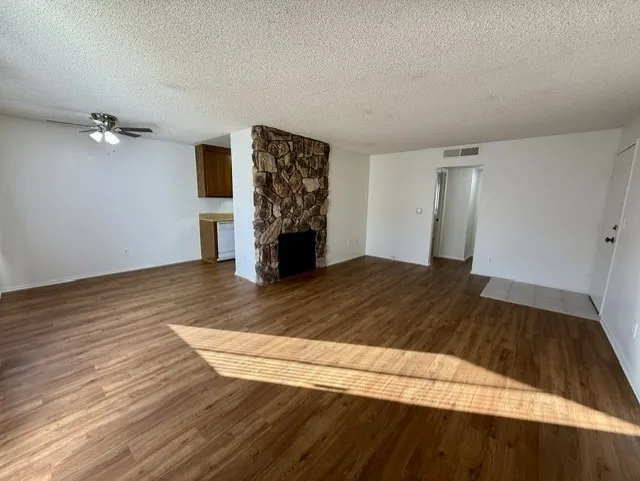 11819 Kiowa, undefined, 11819 Kiowa Ave #209, Los Angeles, CA 90049, USA, Photo:2