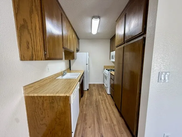 11819 Kiowa, undefined, 11819 Kiowa Ave #209, Los Angeles, CA 90049, USA, Photo:4