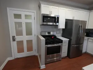 668 W 28th St, USC, 668 W 28th St, Los Angeles, CA 90007, USA, Photo 3