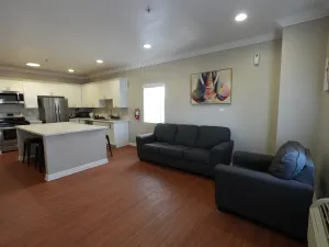 668 W 28th St - Student Housing near USC