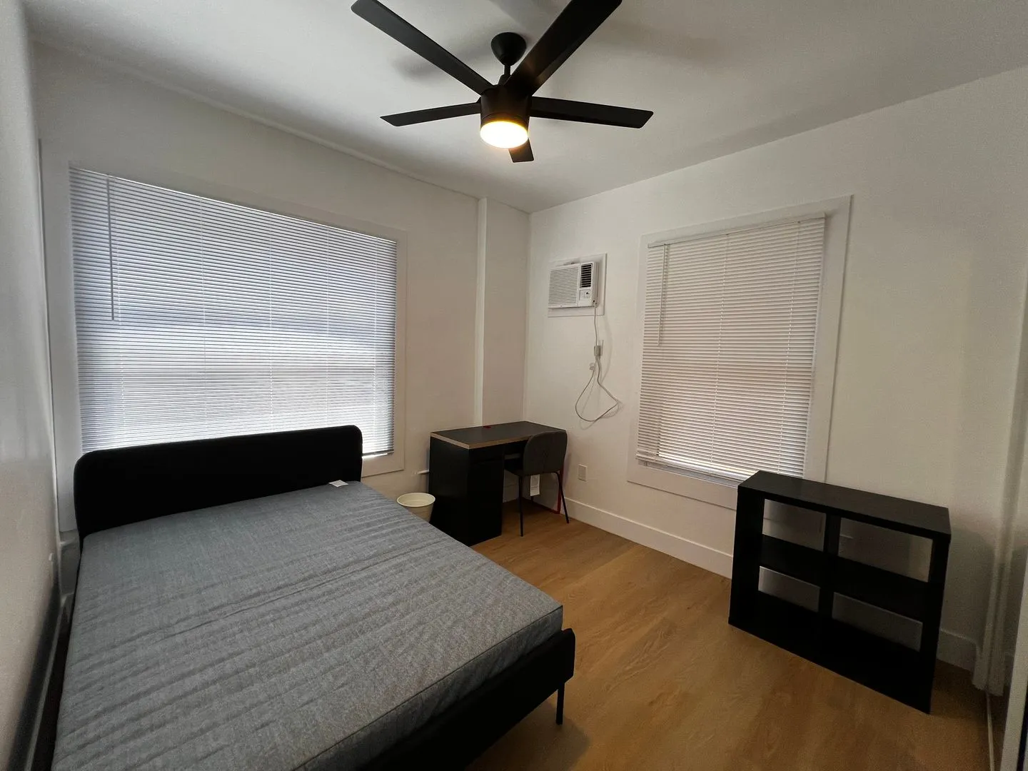 2102 Bonsallo Ave, undefined, 2102 Bonsallo Ave, Los Angeles, CA 90007, USA, Photo:1
