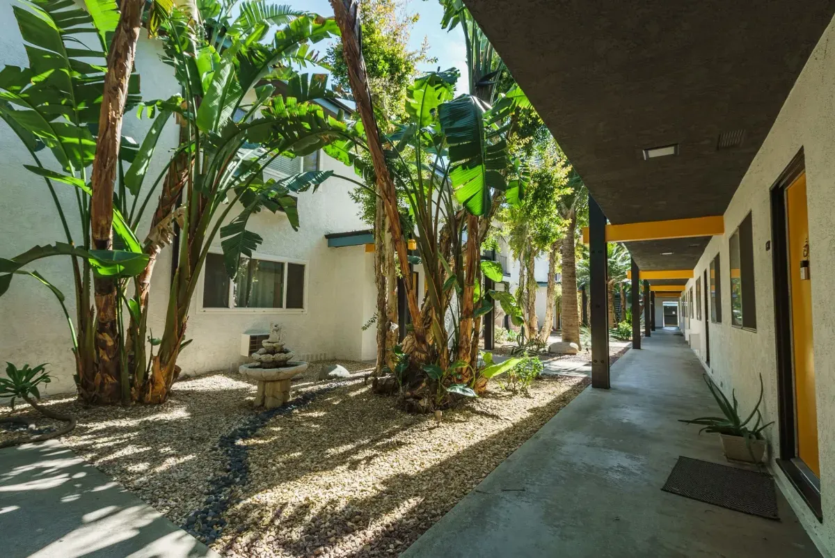 18404 Vincennes St., undefined, 18404 Vincennes St, Northridge, CA 91325, USA, Photo:2
