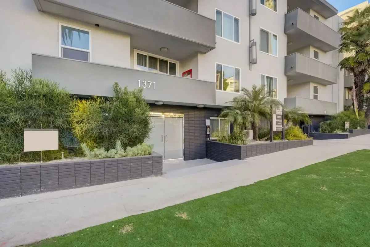 1371 Beverly Glen, undefined, 1371 S Beverly Glen Blvd, Los Angeles, CA 90024, USA, Photo:1