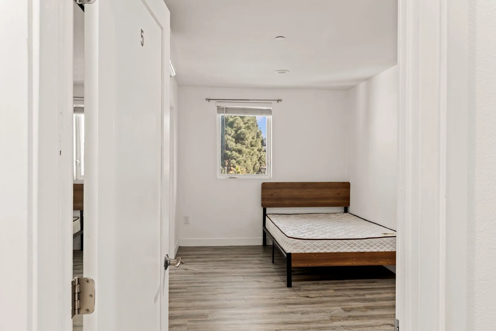 1147 West 37th, undefined, 1147 W 37th Pl, Los Angeles, CA 90007, USA, Photo:2