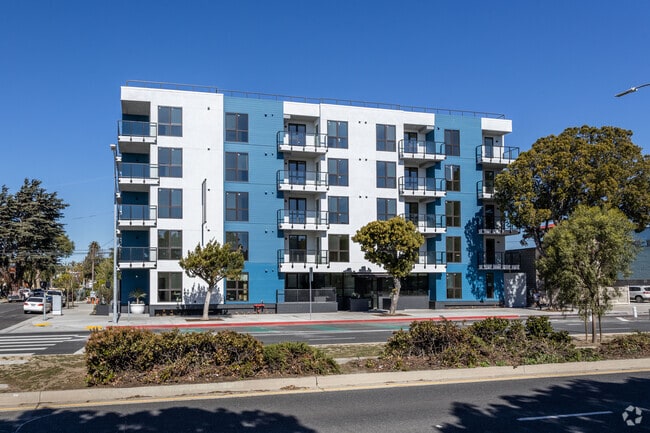 12444 Venice Blvd, undefined, 12444 Venice Blvd, Los Angeles, CA 90066, Photo:2
