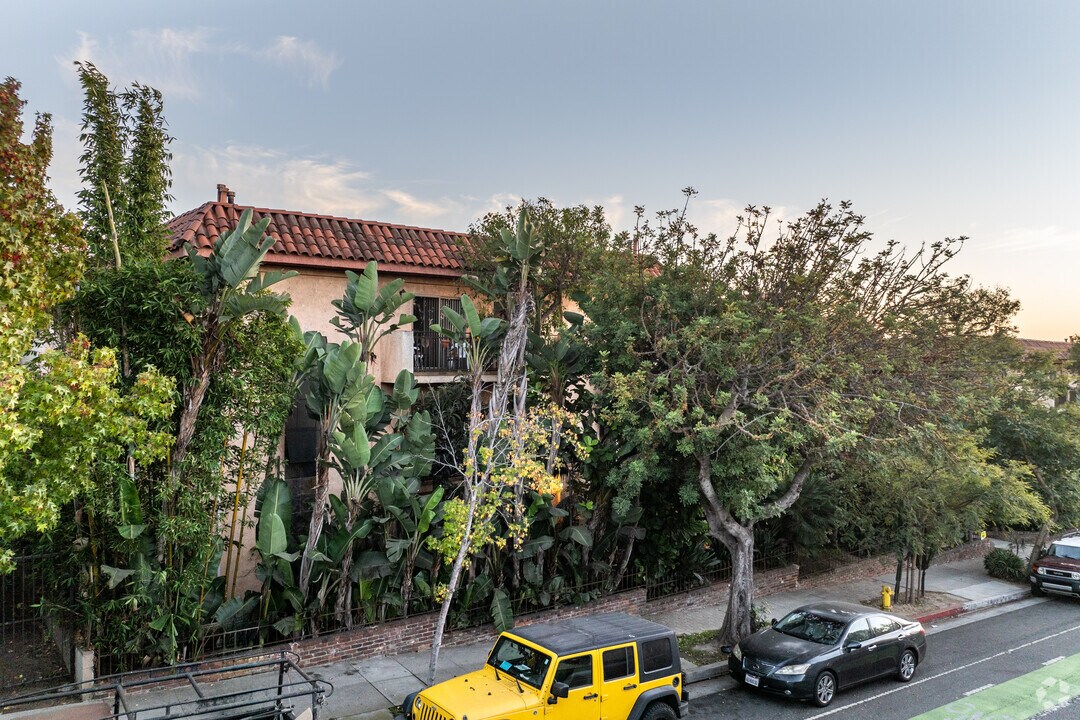Ocean Park Apartments, smc, 1128 Ocean Park Blvd, Santa Monica, CA 90405, Photo:9