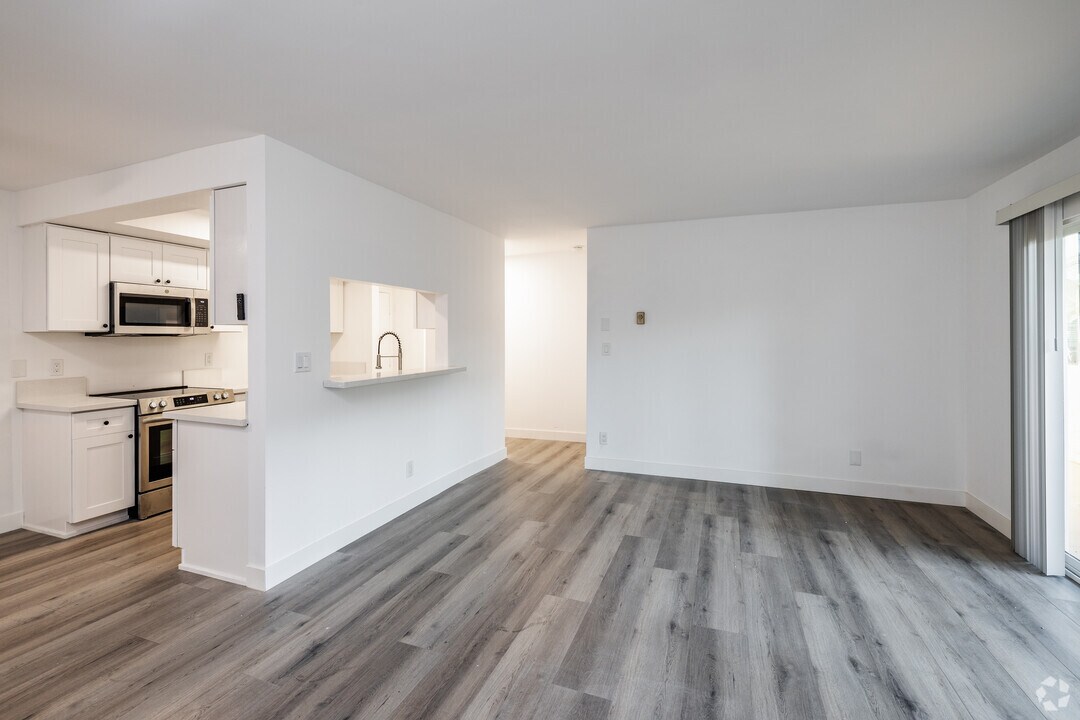 Ocean Park Apartments, smc, 1128 Ocean Park Blvd, Santa Monica, CA 90405, Photo:10
