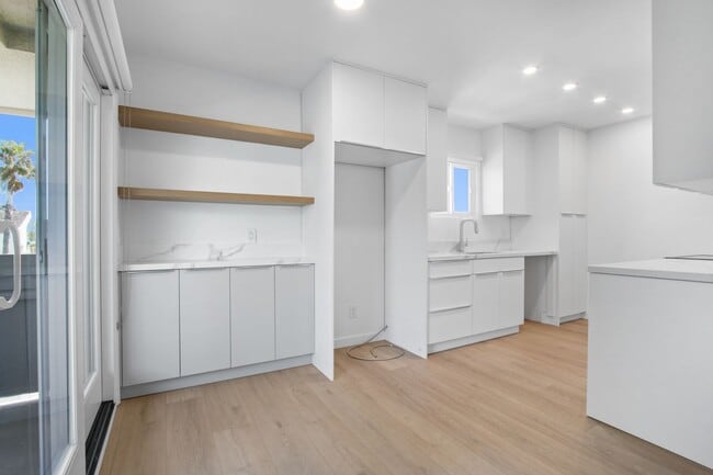 2107 Montana Ave, undefined, 2107 Montana Ave, Santa Monica, CA 90403, Photo:1