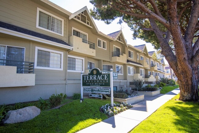 Terrace Trousdale Apartments, undefined, 11400 National Blvd, Los Angeles, CA 90064, Photo:2