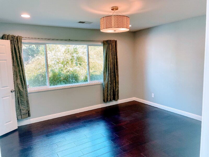 949 62nd St, berkeley, 949 62nd St, Oakland, CA 94608