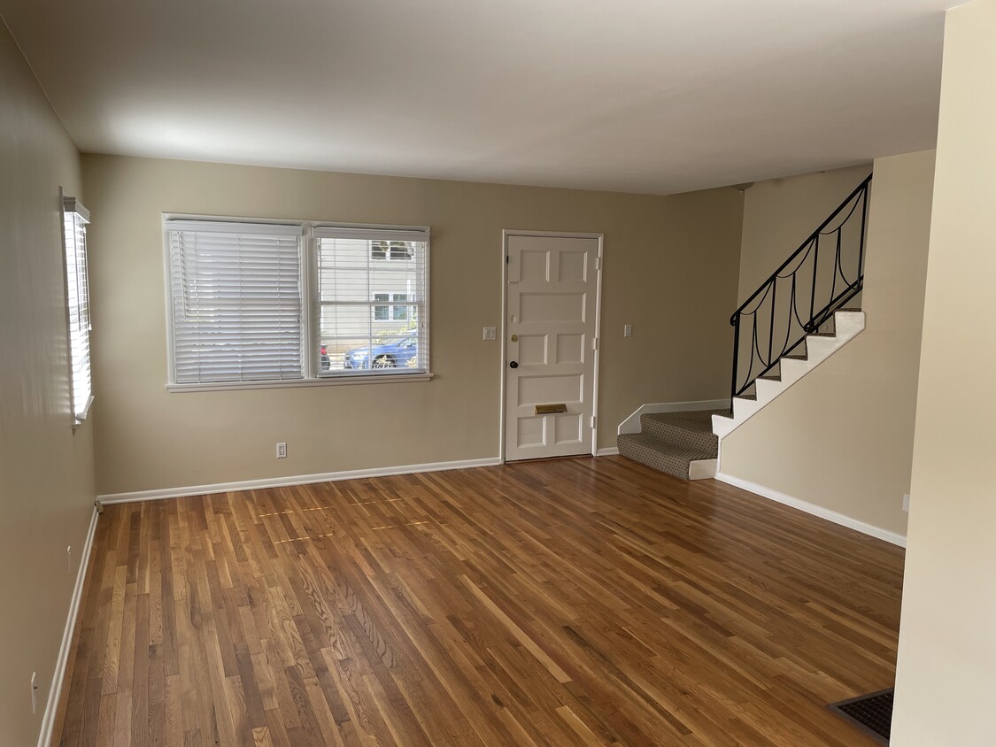 2109 10th St, undefined, 2109 10th St, Santa Monica, CA 90405, United States, Photo:0