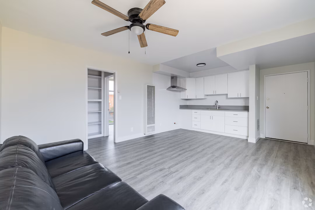 Palm Terrace Apartments, usc, 3800 W 27th St, Los Angeles, CA 90018, USA, Photo:5