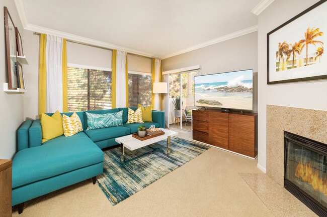 The Villas of Renaissance, ucsd, 5280 Fiore Ter, San Diego, CA 92122, Photo:2