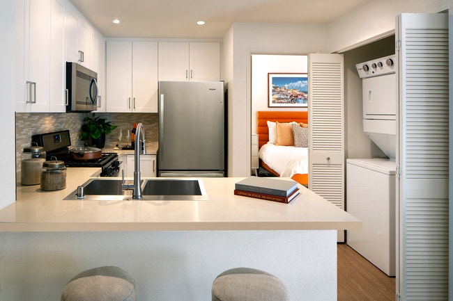 100 Turtle Crest Dr, Irvine, CA 92603, undefined, 100 Turtle Crest Dr, Irvine, CA 92603, Photo:3