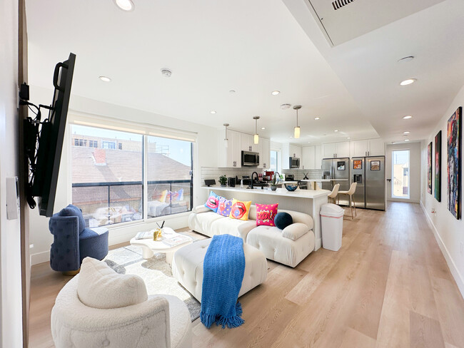 1338 W 35th Pl, usc, 1338 W 35th Pl, Los Angeles, CA 90007, USA, Photo:2