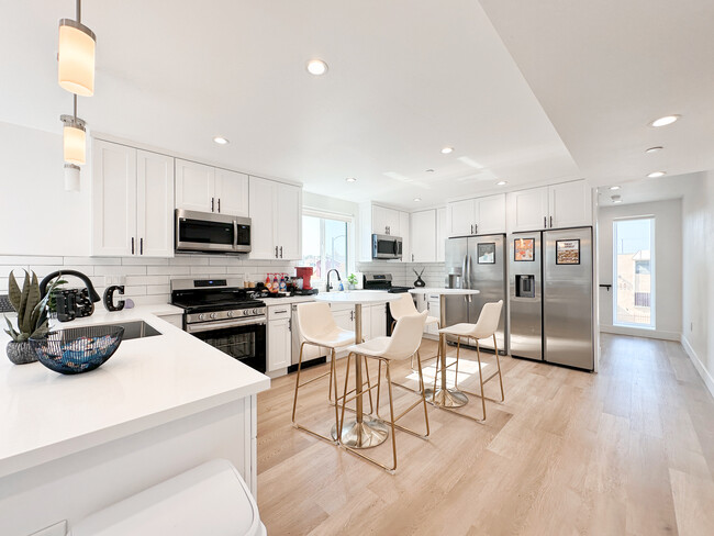 1338 W 35th Pl, usc, 1338 W 35th Pl, Los Angeles, CA 90007, USA, Photo:4