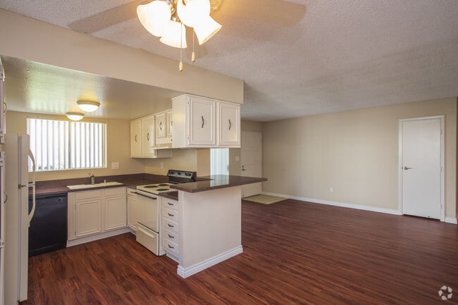 4395 70th St, La Mesa, CA 91942, undefined, 4395 70th St, La Mesa, CA 91942, Photo:2