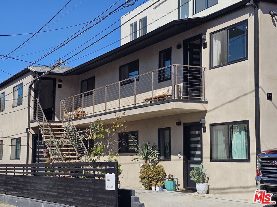 17 Sunset Ave, undefined, 17 Sunset Ave, Venice, CA 90291, Photo:0