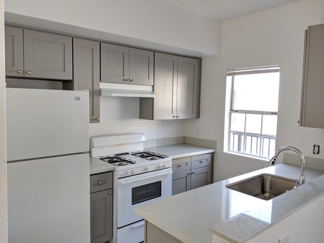 2452 S Centinela Ave, undefined, 2452 S Centinela Ave, Los Angeles, CA 90064, Photo:4