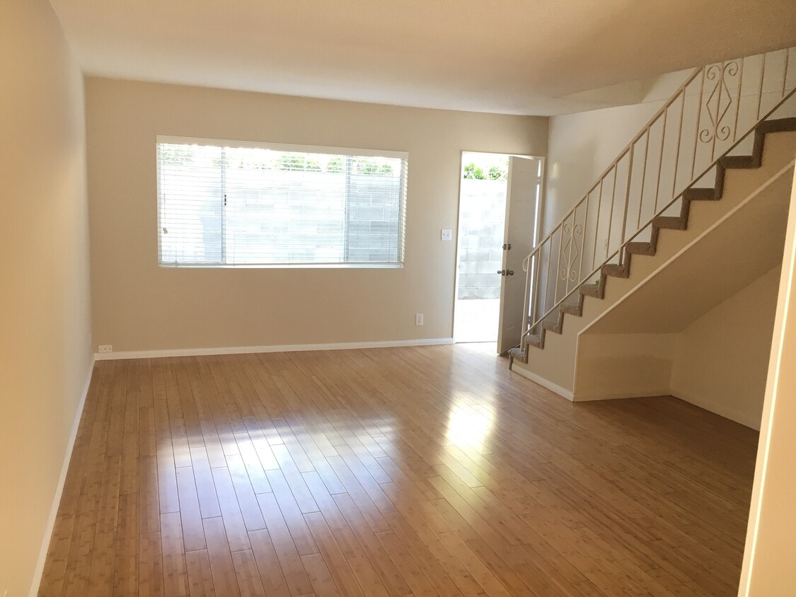 1511 Yale St, undefined, 1511 Yale St, Santa Monica, CA 90404, Photo:0