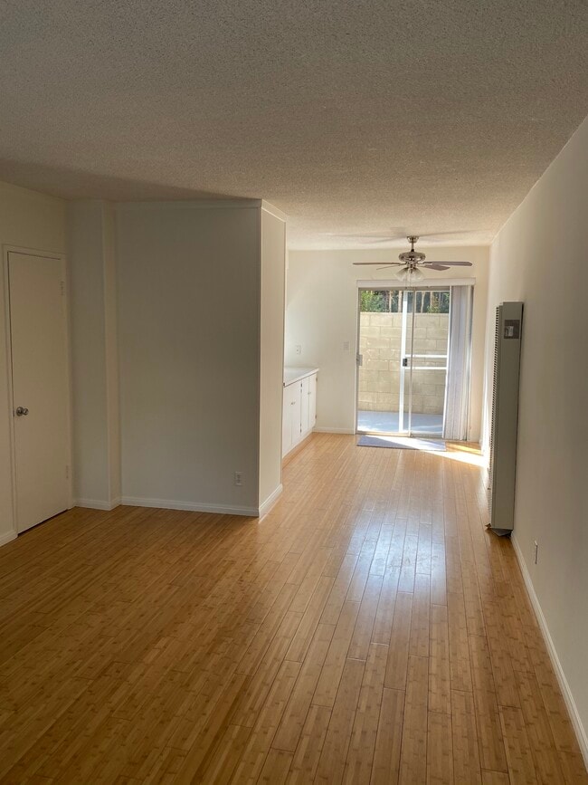 1511 Yale St, undefined, 1511 Yale St, Santa Monica, CA 90404, Photo:2