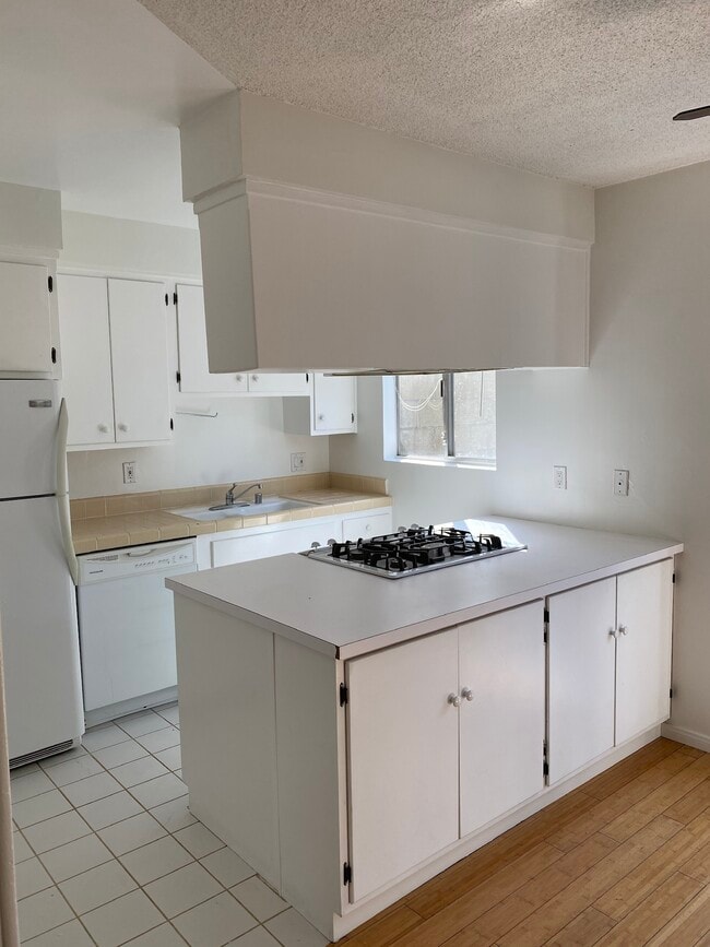 1511 Yale St, undefined, 1511 Yale St, Santa Monica, CA 90404, Photo:3